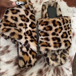 Almost new fuzzy platform slides